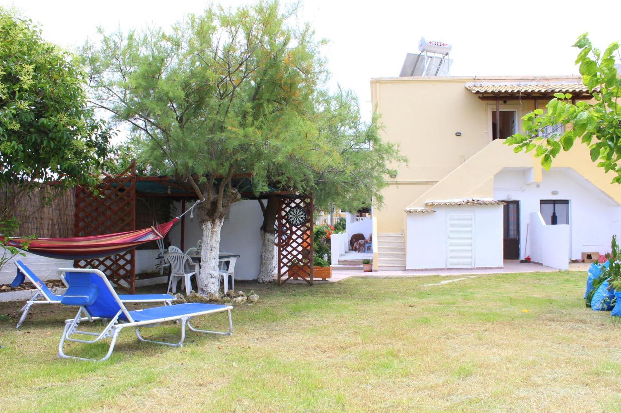 Pantelis Apartments Agios Georgios  Exterior photo